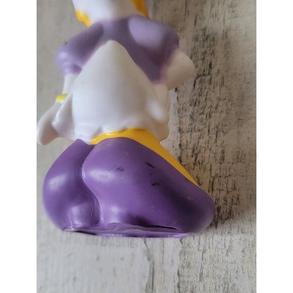 Daisy Duck sassy rubber bath toy figure purple - Picture 6 of 8